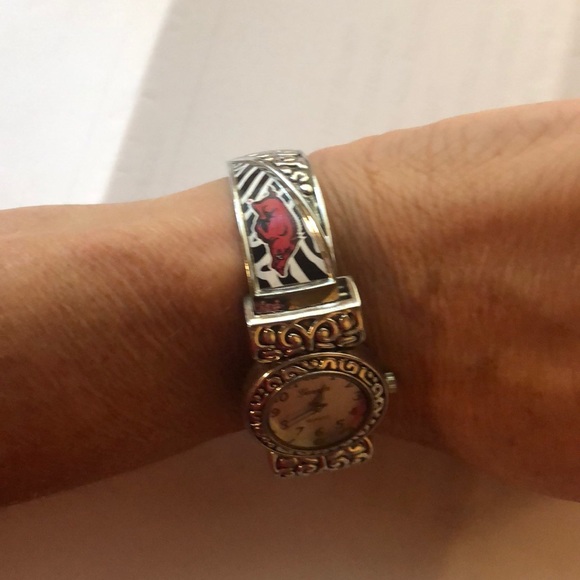 Razorback Watch - Picture 3 of 4